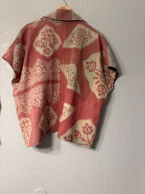 Coral and Cream Patterned Short Sleeve Kimono Jacket